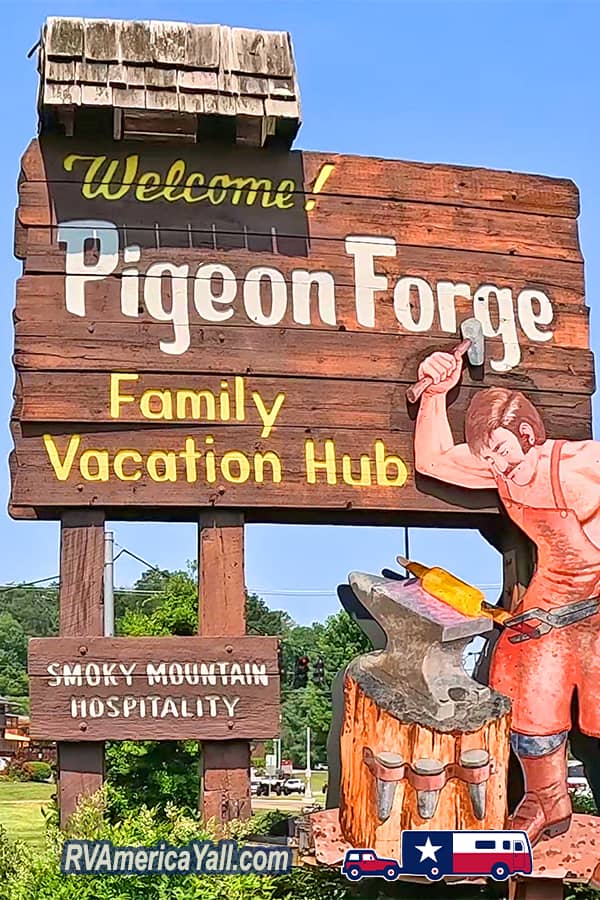 Pigeon Forge TN Pin